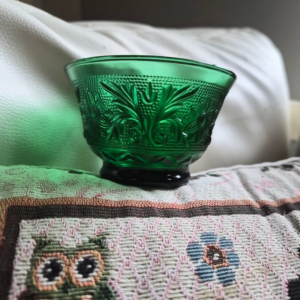 Vintage Anchor Hocking Sandwich Glass Emerald Green Custard Bowl 1950s Forest